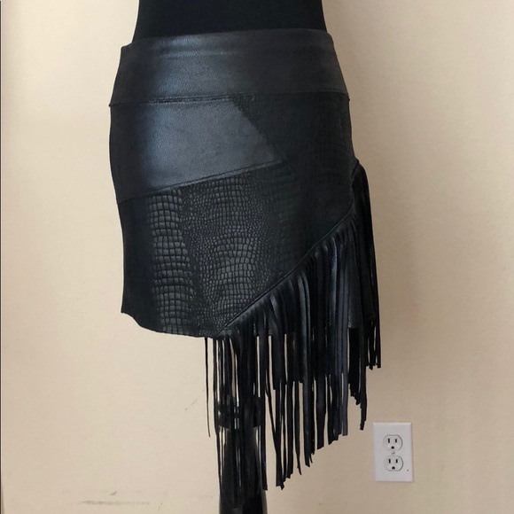 Liberty Garden vegan leather fringe skirt - Picture 2 of 13